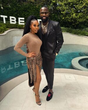Terrence Terrell Instagram - Had some fun this weekend outside with @therealbrandee she been a real one from day one! Came all the way from set to hang with me 🥹❤️ love you deep ! #team #love @kevinhart4real @netflix #netflixisajokefest