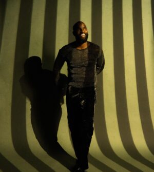 Terrence Terrell Instagram - Time to come into the light! Doing it a different way this time ! #myway #life #me 

Styled by ME! 
Produced by: @six28productions 
Shot by : @ronkatagiri 
Lighting by : @caro.gage 
Creative Director :@kobelamaur
Location : @wacotheater
