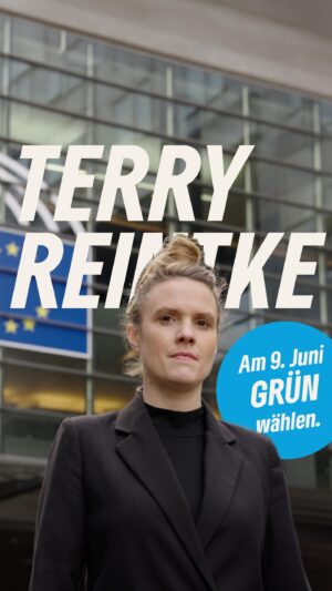 Terry Reintke Instagram - @terry_reintke ist bereit, bist du’s auch? 🙌🏽

Am Sonntag ist die Europawahl und da zählt jede einzelne Stimme. Sagt allen, die nicht zur Wahl gehen wollen, worum es jetzt geht. Und zwar um Freiheit, Frieden und Wohlstand – das dürfen wir nicht verspielen. Deshalb: Alle mitnehmen! Lasst uns am Sonntag #MachenWasZählt 📣💚