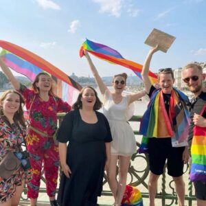 Terry Reintke Instagram - Sad not to be at @BudapestPride this year, but sending all my love and support. 

Stay strong, stay loud, and keep shining. 

We are with you. 🌈💪❤️