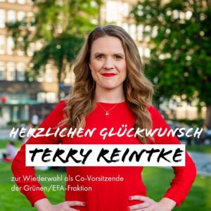 Terry Reintke Instagram - 💚 Herzlichen Glückwunsch an unsere @terry_reintke zur Wiederwahl als Co-Vorsitzende der @greensefa Fraktion im Europäischen Parlament! 🎉 Deine Energie und dein Enthusiasmus für ein grünes, soziales und demokratisches Europa werden uns in den kommenden Jahren ein guter Kompass sein. Wir freuen uns sehr auf die Zeit mit dir und @baseickhout als Co-Fraktionsvorsitzende!

#fraktionsspitze