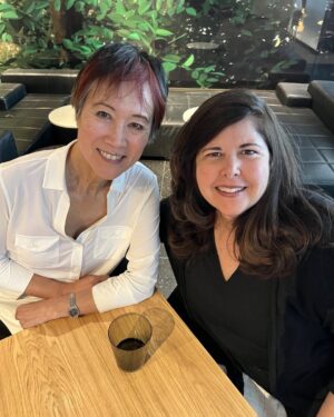 Tess Gerritsen Instagram - Hanging out with one of my favorite authors, Lisa Unger, at Thrillerfest!