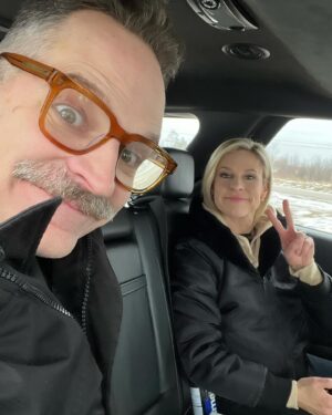 Tessa Bonhomme Instagram - One of my favourite parts of filming Shoresy are the road trips back to Toronto with @jayonrait because I get to treat him to my favourite Sudbury eateries. 

This time around @donspizzasudbury hooked up a solid pie for our cruise back to the big smoke…And boy did it hit the spot!! 

Shout out to Max for making it happen. You legend, you 🙏♥️
