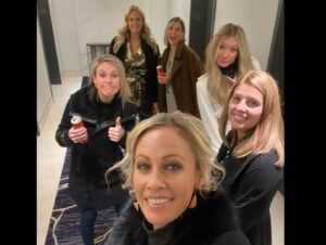 Tessa Bonhomme Instagram - About last night…we got the band back together 🤘♥️