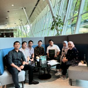Teuku Rizky Muhammad Instagram - Bukan mau sombong apalagi ria, cuma mau bersyukur aja perjalanan gua untuk punya rumah sendiri akhirnya bisa di "iya" kan Allah tahun ini. Minta doanya biar semua lancar sampai akhir! Semangat terus gaskaann!!