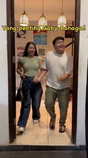 Teuku Rizky Muhammad Instagram - "KAMU UDAH CANTIK UDAH GA USAH NGAPA-NGAPAIN LAGI TAU!"