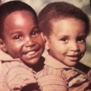 Tevin Campbell Instagram - Happy birthday lil bro!!! If the world was full of people like you it would be a much better world. Anyone who knows you knows that’s a fact. Love u bro 💯💯