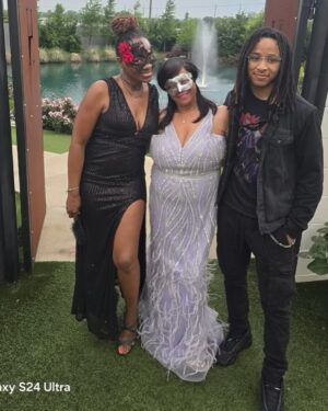 Tevin Campbell Instagram - HAPPY 70th BIRTHDAY MAMA!!! Love you much! Enjoy your blessed day!! #70 #masquerade #familyandfriends #momsbirthday #party #greatfood