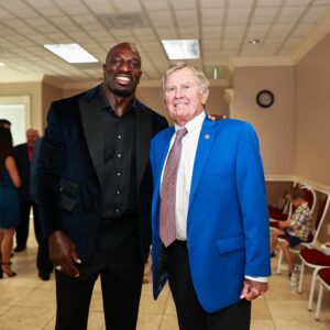 Thaddeus Bullard Instagram - I’m honored to have been inducted into the Sports Clubs of Tampa Hall of fame alongside my former college coach at the University of Florida, Steve Spurrier, former NFL head coach and Super Bowl champion Bruce Arians, Erin Andrews, Betty castor, Charlie Bradley, Bobby Diez for the 2024 class. I love our Tampa Bay community and I’m appreciative of every blessing that God has bestowed upon me and make no mistake about it- I’m blessed beyond measure, but as long as there is breath in my body, I’ll continue to do what God calls me to do and that’s to be a blessing 🙏🏿❤️