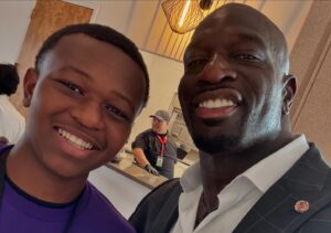 Thaddeus Bullard Instagram - Honored to speak at the @officialoppf Omega Psi Phi Fraternity, Incorporated 84th Grand Conclave International Youth Symposium today. As a Proud Omega Man since Spring 1999 it’s so beautiful to see my brothers descend upon my Hometown area of Tampa Bay!! Be OWT, But BE SAFE!!! RQQ ❤️
#Manhood,Perseverance, Scholarship, Uplift 

“Youth Advocacy, Resiliency, Diversity & Wellbeing Strategies for the Future”