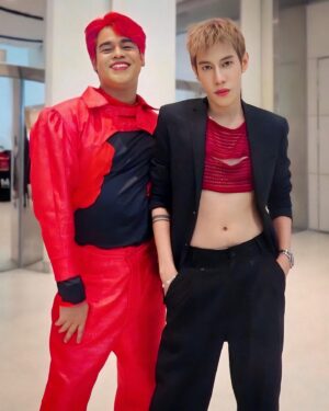 Thamrong Cunpisut Instagram - วันนี้เป็นวันเกิดของพี่เล็กดาวิกา หนึ่งคนสำคัญในชีวิตฟา ขอบคุณที่พี่เป็นพี่ที่น่ารัก จริงใจ และแสนดีกับหนูเสมอต้นเสมอปลายมาโดยตลอด ขอบคุณที่คอยอยู่เป็นกำลังใจในวันที่ฟาไม่ไหว ขอบคุณที่คอยเตือนสติในวันที่ฟาทำผิด เราเริ่มต้นมาด้วยกัน และเราจะโตยิ่งขึ้นไปกว่านี้ด้วยกัน

วันนี้ฟาขอให้พี่มีความสุขมาก ๆ และเป็นที่รักของคนรอบข้างแบบนี้ตลอดไป ไม่ว่าจะไปที่ไหน ขอให้พี่ได้รับแต่พลังงานบวกนะ รักพี่มากๆนะ ❤️
#พี่สาวของหนู
