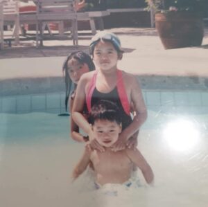 Thanaboon Wanlopsirinun Instagram - Got a throwback pics from mom!!