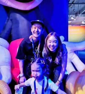 Thanakorn Chinakul Instagram - Mita is happy❤️ #immersivedisneyth
