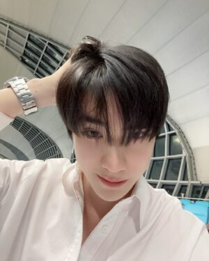 Thanapon Jarujitranon Instagram - ว่างทุกวัน แต่ยุ่งมาก 
ก็เหมือนกับรักมากๆ แต่ไม่ได้เจอกัน 😂🥰😚