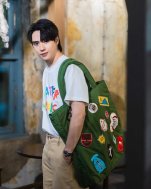 Thanapon Jarujitranon Instagram - Adventure is out there.🥰🌻

🧳 @mattermakers
