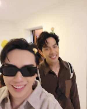 Thanapon Jarujitranon Instagram - BRO WITH BROK 🐶