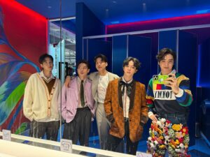 Thanapon Jarujitranon Instagram - #tiktokshoprunwayxsb5