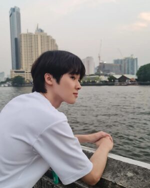 Thanawat Uthaikitwanit Instagram - หนุ่มเอี๊ยมที่จริงใจอยู่นี่ละจ๊ะ 👁👁