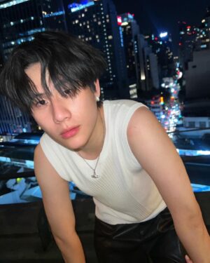 Thanawin Pholcharoenrat Instagram - downtown✨