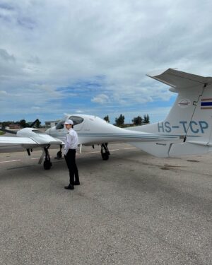 Thanawin Teeraphosukarn Instagram - Multi-Engine✌🏻✅
.
.
.
.
เต็มถังหลัง2 CR. @titanrome