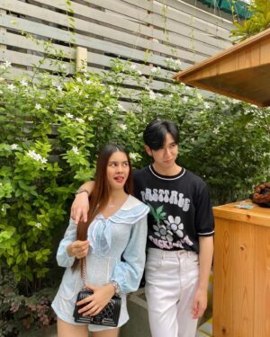 Thanawin Teeraphosukarn Instagram - HBD @Rose_varinya 🥳 
.
.
.
.
.
โตขึ้นอีกปีแล้วอย่าลืมเลี้ยงขนมน้องเยอะๆเย้🎉
