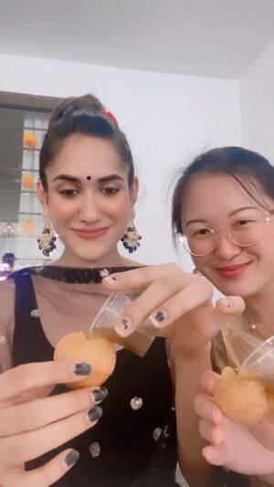 Thasha Krishnakumar Instagram - Found my Valentine #panipuri ♥️ 

Happy Valentine’s Day ♥️