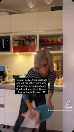 That Vegan Teacher Instagram - 🚌 All schools should be vegan. 
No corpses or stolen animal secretions 
should be allowed to enter the doors.