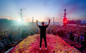 The Prophet Instagram - IT'S DEFQON.1 WEEKEND EVERYONE! ❤️ Wishing you all an amazing time - who knows, you might even run into me as a fellow festival-goer! 👀

-

#djtheprophet #theprophet #defqon1 #throwback