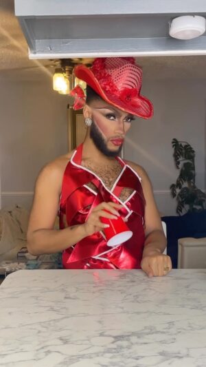 The Vixen Instagram - Try doing that with 💅🏾 on 😂 I literally recorded this and made it into a beat on my laptop. Who got a verse they wanna add to it? 🧐