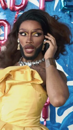 The Vixen Instagram - all eyes on me (edited by @tomdcamp, shot by @conofoto, thanks to @spellfire109, @ever1tt, @paulmostofall, and @jasonmurray01 for the assist!! thanks to @liesldc for the wall suggestion!)