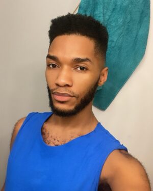 The Vixen Instagram - I keep forgetting to say officially that I’ve moved from Chicago to New Orleans 🤗 excited to see what this new adventure brings! So far, lots of food 😋 fun 🥳 and bugs 🥴
Laissez les bon temps rouler 🍾