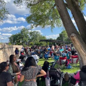 Theaster Gates Instagram - This past Sunday at Kenwood Gardens, we were grateful to welcome over 600 neighbors and friends to Sunday Service with @soundrotation. DJ Duane Powell’s celebration of House music and Frankie Knuckles’ legacy anchored a daylong program of grounding ourselves in the joy, care and fellowship of the gardens and one another. 

Thank you to @veryhumansocial and @camillekuth who started our day with a free flow. Camille’s yoga class opened us up to all the possibilities the day had to offer us.

Throughout the day, our garden fellows cared deeply and thoughtfully for the garden, ensuring that it is healthy and ready for visitors. Stay tuned for more information about our upcoming programs!