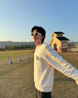 Theepakorn Kwanboon Instagram - อะไรนะ 2024 เเล้วหรอ⛄️