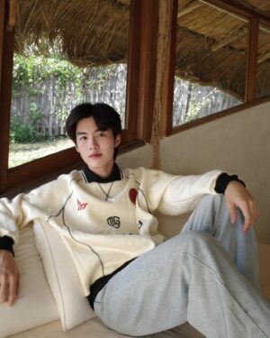 Theepakorn Kwanboon Instagram - Yak pai tieow 👅