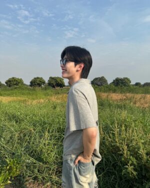 Theepakorn Kwanboon Instagram - nice mood light 🌥️