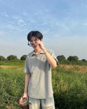 Theepakorn Kwanboon Instagram - nice mood light 🌥️