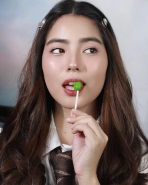 Therese Malvar Instagram - hello kasya po ba ito sa 1x1

🌸 @brh_yearbook 
📸 @ikelouienatividad 
💄 @hnri___

Lashes by @asiaslashes
