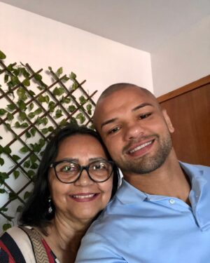 Thiago Alves Instagram - April 2024 has been one of the most challenging months of my life. On April 5th, my beautiful mother, my first love, passed away unexpectedly. It was heart-wrenching to go to Brazil the same day to say my final goodbye to her. My soul was shattered, and life would never be the same.

During this time of hopelessness, I had to continue to prepare for a huge fight. Although it kept my mind occupied, I knew that the odds were heavily stacked against me in regards to preparation. That was a harsh reality for my warrior mentality. The last thing I wanted was to lose and suffer another significant disappointment.

Fast forward to today, and I lost the fight. Reality has sunk in, as I can no longer call my mamãe for comfort in times like this (and she always knew just what to say to lift me up). Life can be so tough sometimes, but I’m trying to remind myself that I did my best and never gave up (before or during the fight). Mamãe raised me to be a fucking warrior, and I will always honor her memory. 

When I left Brazil at 19 years old to pursue my dreams in America, I had never been more than two weeks away from her and my family. My only regret is that in the process of making my dreams come true, I lost so much quality time with her. That will always haunt me.

Mamãe, words cannot describe what you meant to me. I’m so thankful and proud to be your son. You will always be a part of me, and I promise to live my life to the fullest to honor your memory. My two brothers and our dad are completely lost without you, but I know you are an angel in heaven watching over and protecting us now.

Te amo muito, mãezinha. You were perfect. Obrigado por tudo, until we meet again ❤️

Your proud son,

Thiago Alves.