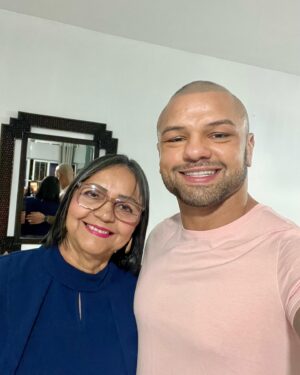 Thiago Alves Instagram - April 2024 has been one of the most challenging months of my life. On April 5th, my beautiful mother, my first love, passed away unexpectedly. It was heart-wrenching to go to Brazil the same day to say my final goodbye to her. My soul was shattered, and life would never be the same.

During this time of hopelessness, I had to continue to prepare for a huge fight. Although it kept my mind occupied, I knew that the odds were heavily stacked against me in regards to preparation. That was a harsh reality for my warrior mentality. The last thing I wanted was to lose and suffer another significant disappointment.

Fast forward to today, and I lost the fight. Reality has sunk in, as I can no longer call my mamãe for comfort in times like this (and she always knew just what to say to lift me up). Life can be so tough sometimes, but I’m trying to remind myself that I did my best and never gave up (before or during the fight). Mamãe raised me to be a fucking warrior, and I will always honor her memory. 

When I left Brazil at 19 years old to pursue my dreams in America, I had never been more than two weeks away from her and my family. My only regret is that in the process of making my dreams come true, I lost so much quality time with her. That will always haunt me.

Mamãe, words cannot describe what you meant to me. I’m so thankful and proud to be your son. You will always be a part of me, and I promise to live my life to the fullest to honor your memory. My two brothers and our dad are completely lost without you, but I know you are an angel in heaven watching over and protecting us now.

Te amo muito, mãezinha. You were perfect. Obrigado por tudo, until we meet again ❤️

Your proud son,

Thiago Alves.