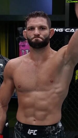 Thiago Moises Instagram - 🔥 Chama ou não Chama ? 🪓🦵🔥🔥🔥
.
.
.
.
.
#mma #ufc #mmabrasil #ufcbrasil #ufc300 #alexpoatan #alexpereira #calfkick #mmatraining #ufcfighter #muaythai #kickboxing