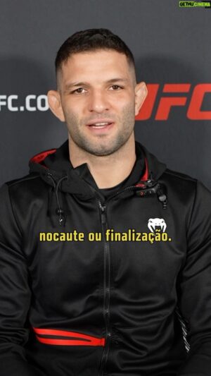 Thiago Moises Instagram - O @ThiagoMoisesMMA vai em busca de mais um nocaute no #UFCLouisville! 💪 

Se liga no que o brasileiro disse antes de retornar ao Octógono neste sábado! 🇧🇷 

[ 8 de junho | 18h | Card completo ao vivo e exclusivo no @UFCFightPassBR ]