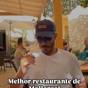 Thiago Rodrigues Instagram - E um restaurante italiano é a revelação de Mallorca até agora. A Osteria del Pátio fica no centro histórico de Alcúdia. Tudo absolutamente maravilhoso. Dono italiano, funcionários italianos e a cozinha italiana em todo seu esplendor em plena Mallorca! Cosi cosi! 🙌🏼

#mallorca
#spain
#italianfood