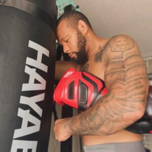 Thiago Santos Instagram - Only you know your path, you own it.
. @hayabusacombat 🥊🔥
🇧🇷 Só você conhece o seu caminho, você é o dono dele.