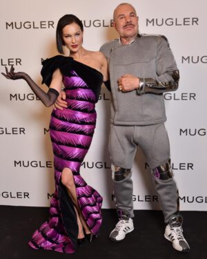 Thierry Mugler Instagram - More friends, beauties and artists ! ♥️ @natashapoly @noonoouri @stephenjonesmillinery @jcdecastelbajac @dominiqueissermann @audreymarnay @ninadelianin @alicedufour @lola_dragonessvonflame @leondziemaszkiewicz 
.
.
.
Thierry Mugler : Couturissime, opening party in Paris @madparis
-
-

An exhibition initiated, produced and circulated by the Montreal Museum of Fine Arts @mbamtl in collaboration with Mugler which restored the designer’s heritage couture and ready-to-wear pieces.
Presented by the Musée des Arts Décoratifs de Paris @madparis with the support of the Maison Mugler.
-
An exhibition curated by @thierrymaximeloriot guest curator for the Montreal Museum of Fine Arts.
-
Photographer @zefashioninsider for Mugler
#mugler #muglerarchives