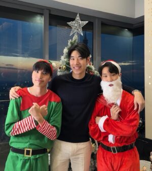 Thime Pichitsurakit Instagram - Merry Christmas From WhiteLab🩵
