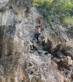 Thime Pichitsurakit Instagram - 🧗‍♂️