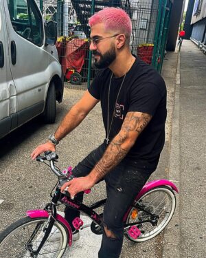 Thomas Adamandopoulos Instagram - Pink StYle ☀️🌈⚡️✝️🩷
Summer 2k23 
#Summer #Goal #Pink #Hair #Bike #GTA #Party #Mood #Travel #Marseille #City