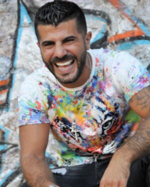 Thomas Adamandopoulos Instagram - INSTAGRAM VS REALITY 
Quand t’es en plein shooting et que ton sang te fait rire 🤣🤣 profitez de la vie les sangs BON DIMANCHE !!😘😘😘 
#Shooting #Picture #Sunday #Adventure #Back #Sun #Mood #Goal #Tribute #Travel #Love #Hate #Fight #Victory