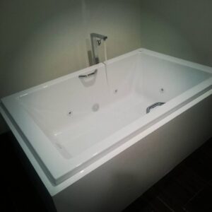 Thomas Astruc Instagram - Come swim with me! Seriously, this tub is bigger than my appartement in Paris.