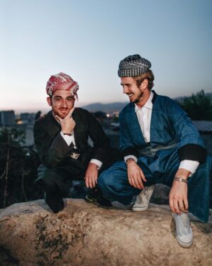 Thomas Brag Instagram - My friend @drewbinsky just traveled to every country in the WORLD. 197. There are more people that have traveled to SPACE than to every country in the world. Congratulations to you my friend and can’t wait for the next adventure!! 💫❤️🙏 photo by 📸 @cory.s.martin